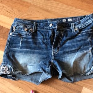 Miss me jeans shorts size 34 mid rise easy short near-perfect condition